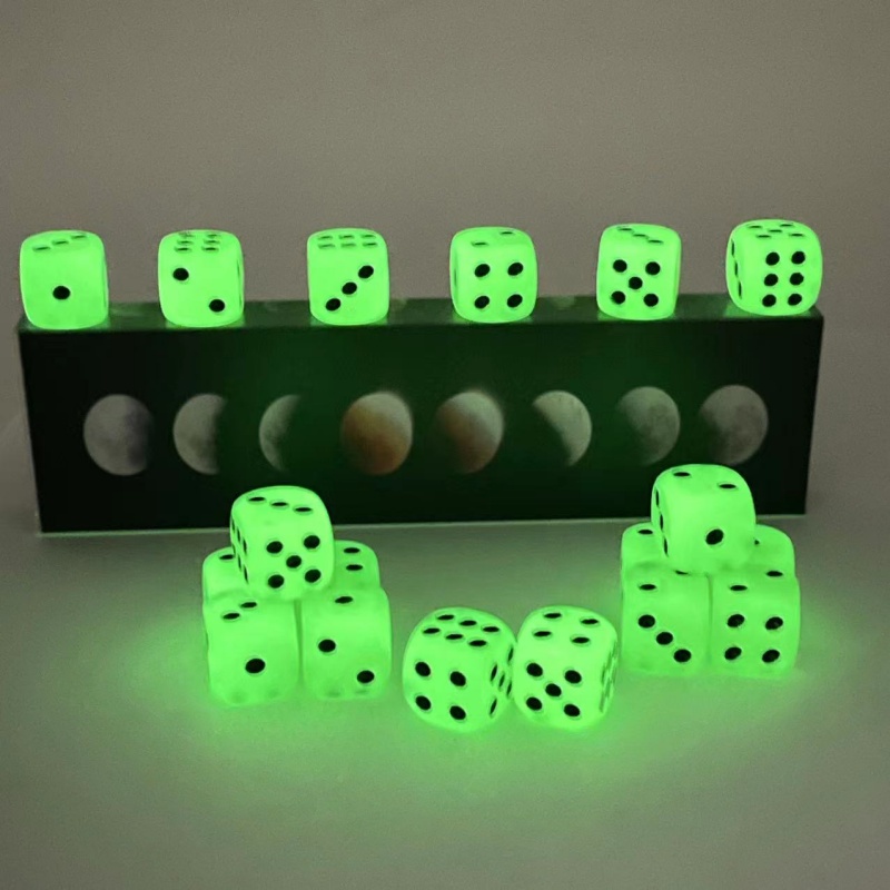 10-Pack  D6 6 Faces Dice Glow  - огляд і ціна Board Game Yahtzee