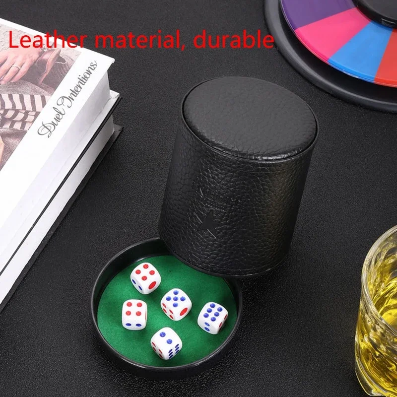 Dice Cup Set with Lid - Green/ - огляд і ціна Board Game Yahtzee